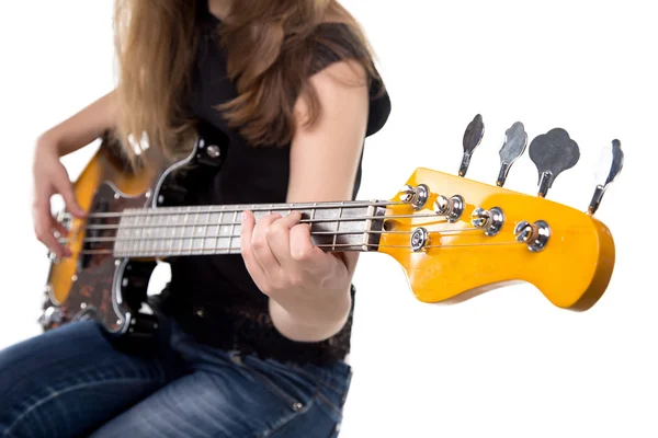 Adolescente tocando na guitarra — Fotografia de Stock