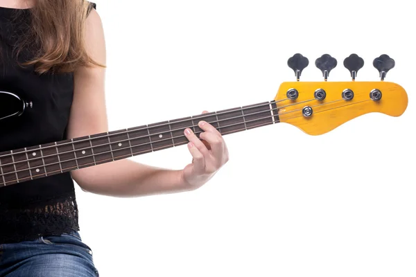 Frauenfinger auf der Bassgitarre — Stockfoto