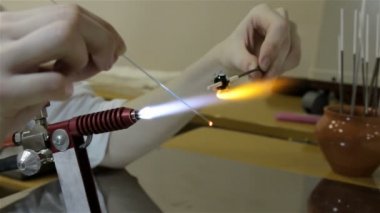 Cam boncuk atölyede, onbirinci video