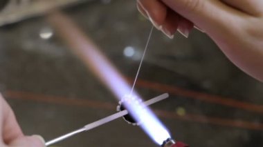 Cam boncuk, yirminci video el ile üretim