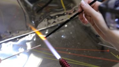 El imalatı yapılan boncuk, ikinci video