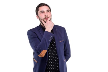 Mavi ceketli sakallı şaşkın adam