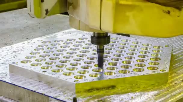 Máquina de corte na fabricação — Vídeo de Stock