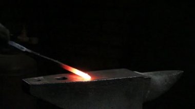 Detay örs üzerinde dövme Smith