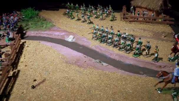 Кадри олов'яних солдатів і реконструкція бою — стокове відео