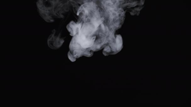 Långsam rörelse fotografering av grumlig rök av elektronisk cigarett — Stockvideo