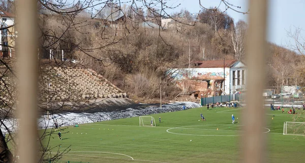 Foto di stadio di calcio con stand distrutti — Foto Stock