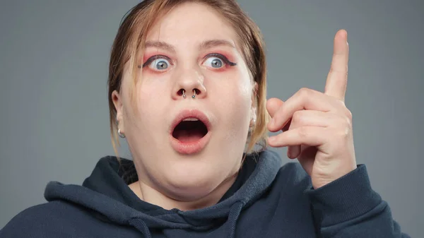 Foto de la mujer robusta con visión, retrato —  Fotos de Stock