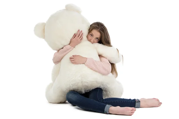 Image d'une adolescente avec ours en peluche — Photo