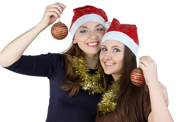 Portret van twee jonge vrouwen met kerstballen — Stockfoto