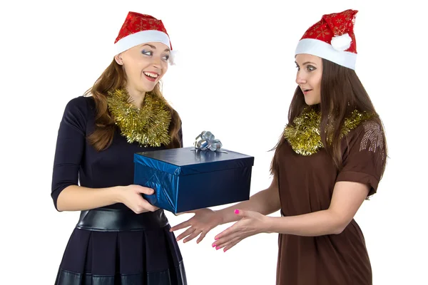 Image de deux femmes avec le cadeau — Photo