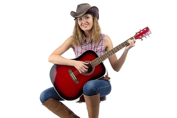 Porträt einer Frau, die Gitarre spielt — Stockfoto