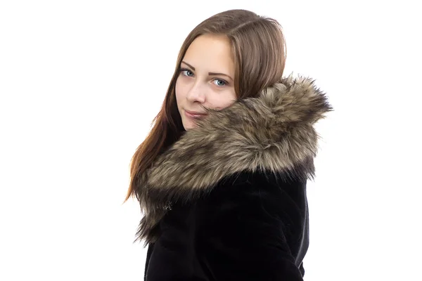Foto de la atractiva mujer en abrigo de piel — Foto de Stock