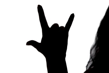 Üç parmaklı boynuzları gösterilen kadın silüeti