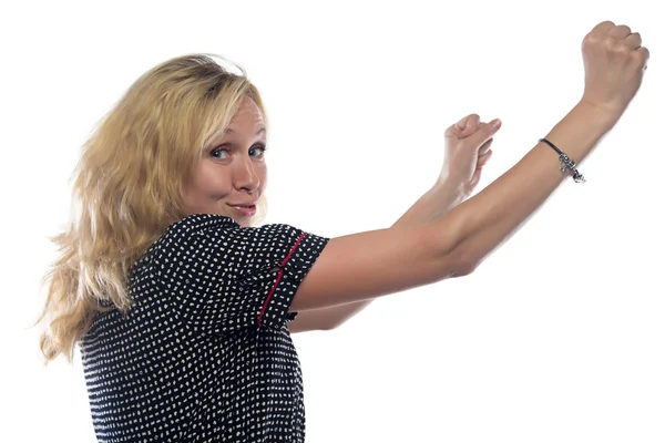 Imagen de mujer con el pelo rubio, manos arriba — Foto de Stock