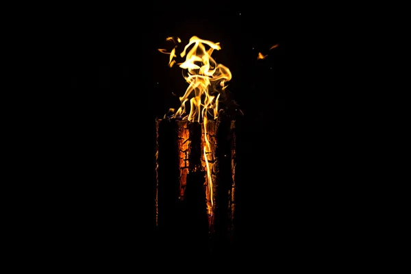 Foto de log quente à noite — Fotografia de Stock