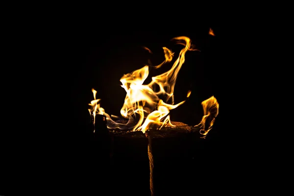 Image of blazing log by night — Stock Photo, Image