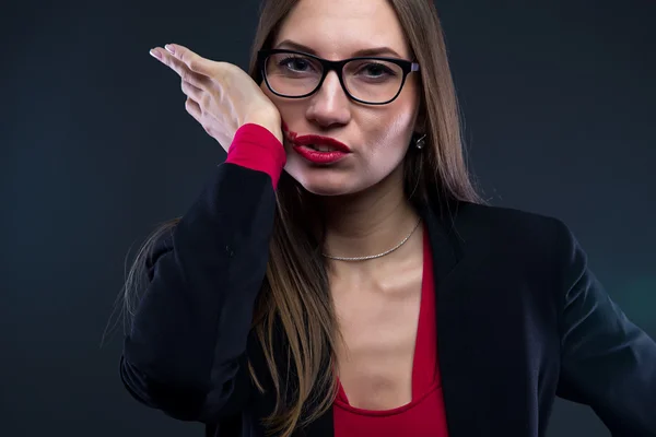 Imagen de mujer manchando lápiz labial —  Fotos de Stock