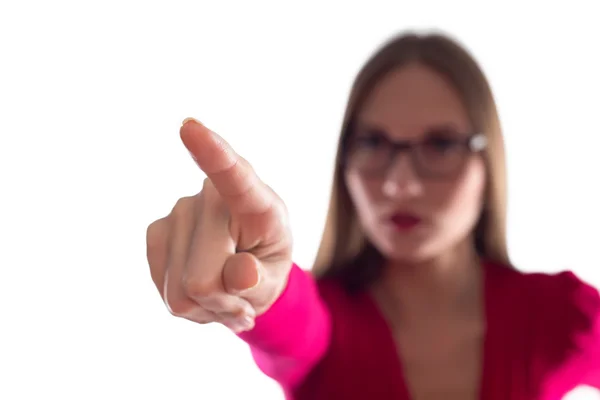 Beeld van de vrouw in het rood wijst iets — Stockfoto