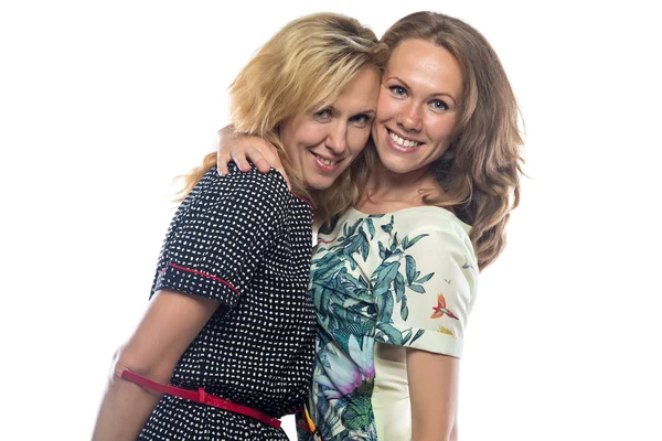 Dva šťastná, směje se blonďaté sestry — Stock fotografie