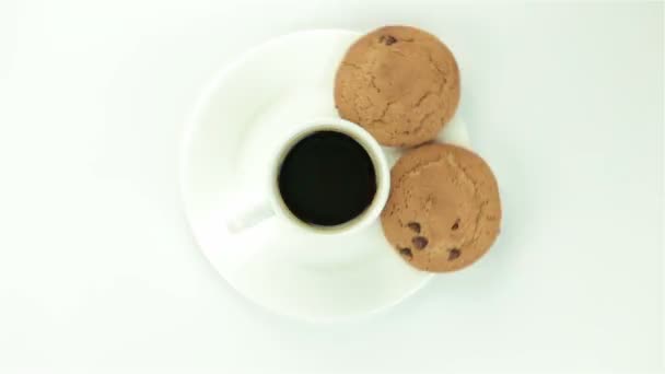 Taza de café con galletas — Vídeo de stock