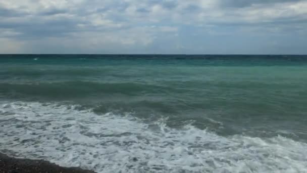 Onde marine e costa — Video Stock