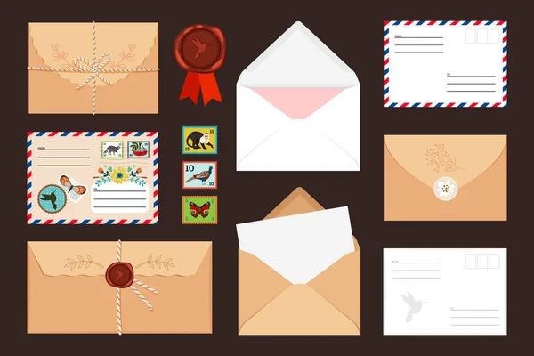 Ensemble d'enveloppes mignonnes avec timbres-poste — Image vectorielle