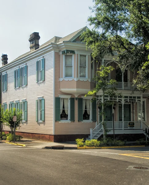 Centre historique Savannah Georgia Pink Building — Photo