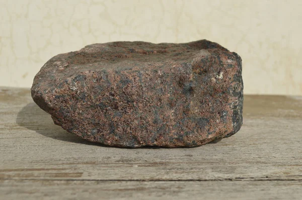 Garnet Endüstriyel Kalite, Sınıflandırma Amaçlı Yakın Görünüm, 15x7x10 cm Örnek, Yerellik, Pakistan.