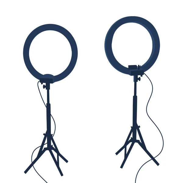 Selfie halkalı lambalar. Stüdyo profesyonel ışıklandırma ekipmanı. Blogcular için video ışığı. Beyaz arkaplanda izole edilmiş vektör düz illüstrasyon.