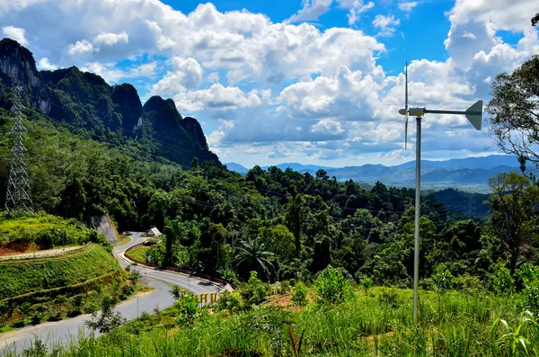 Miljökraft, vindkraftverk — Stockfoto