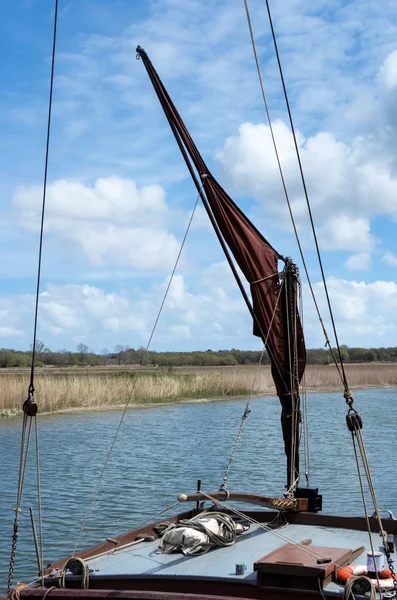 Zeilen Barge zeil en tuigage — Stockfoto