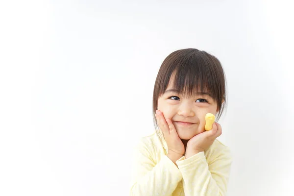 Pequeña Niña Cepillándose Los Dientes —  Fotos de Stock