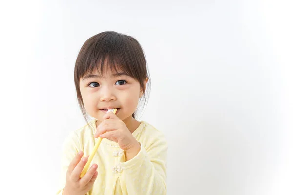 Little Child Brushing Her Teeth — Stock Photo, Image