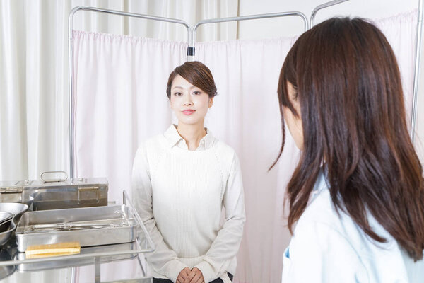patient and nurse close up 