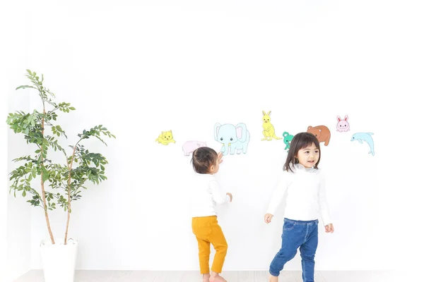 Kinder Spielen Kindergarten — Stockfoto