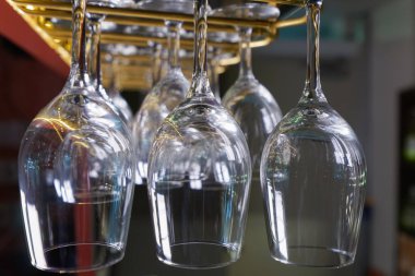 Çubuk cam resmin kapanışı.