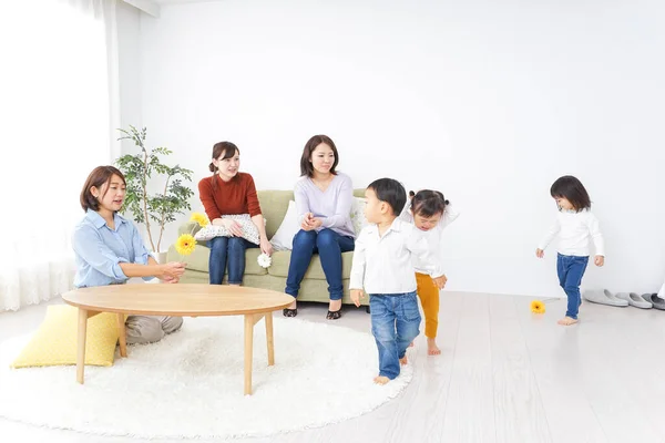 Women Neighborhood Mothers Children — Stock Photo, Image