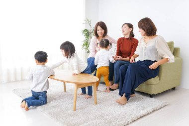  göreceli toplanma kavramı, evdeki insanlar