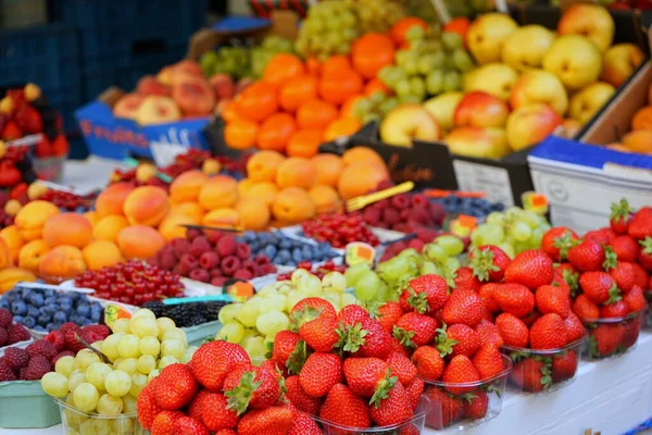 Frutos Frescos Vendidos Mercado — Fotografia de Stock