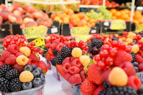 Frutos Frescos Vendidos Mercado — Fotografia de Stock