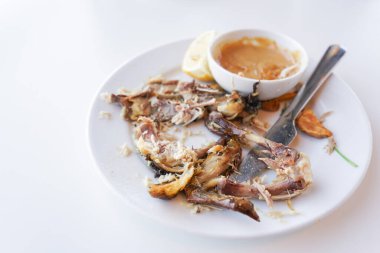  Arta kalan yiyecek görüntüsü.