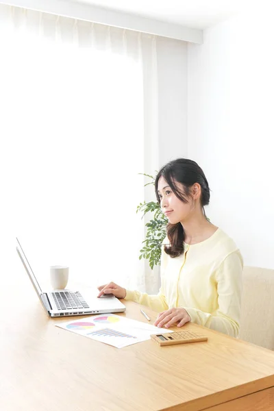 Young Woman Working Office — Stock Photo, Image