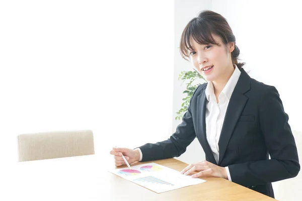 Portrait Asian Businesswoman Isolated White Background — Stock Photo, Image