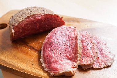 El yapımı biftek. Görüntüyü kapat.