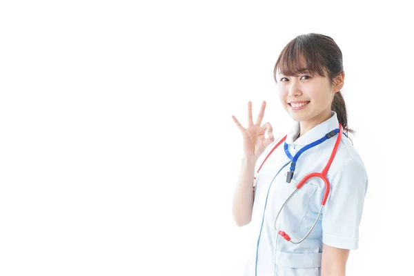 Portret Van Lachende Jonge Verpleegster Uniform — Stockfoto