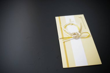 Tebrikler. Para hediyesi. Yakın çekim.