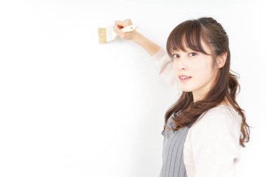 KADIN DIY resmi yapıyor