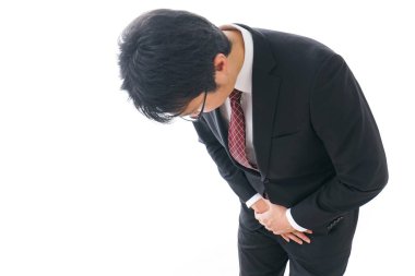 Genç işadamı özür diliyor.