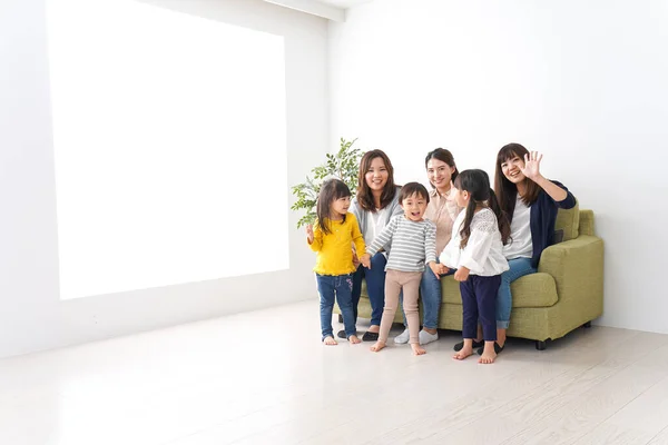 Mães Filhos Amigos — Fotografia de Stock